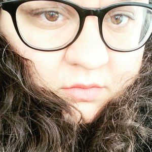 Meet your Posher, Mia